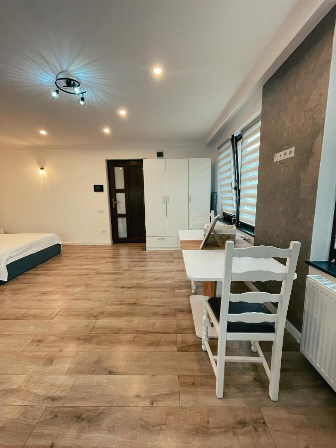 Studio Glen Târgu-Mureş Extérieur photo
